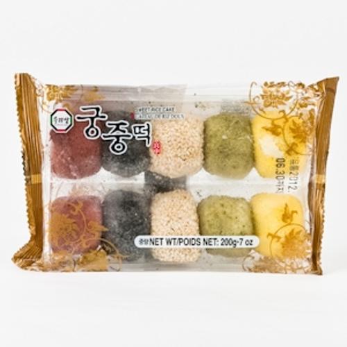 SURASANG - SWEET RICE CAKE COVER WITH BEAN & SEED POWDER