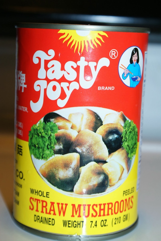 STRAW MUSHROOMS WHOLE PEELSED (M) (TASTY JOY)
